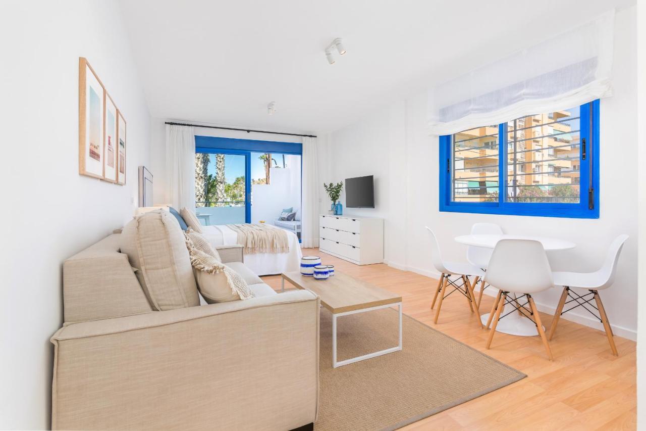 Iloftmalaga Playa De Pedregalejo Apartment Luaran gambar