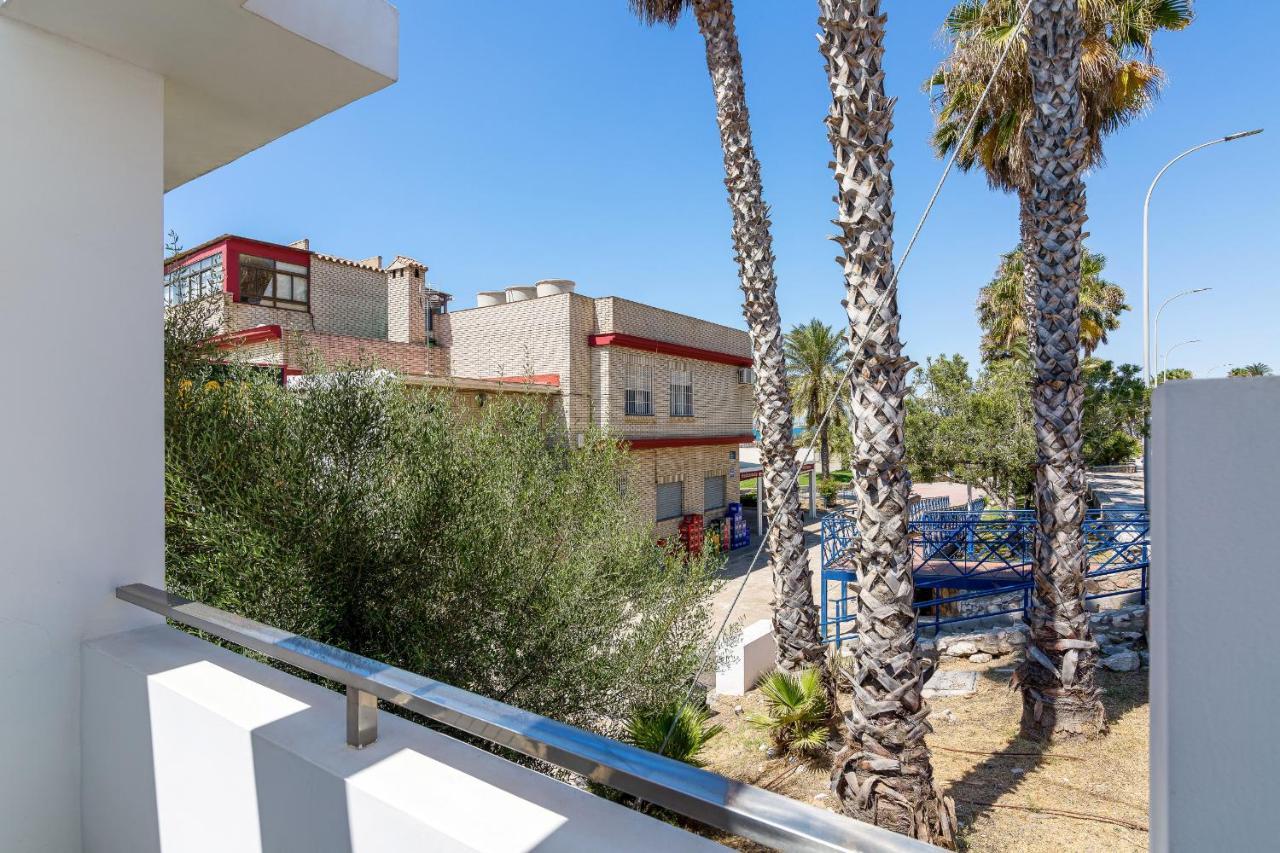 Iloftmalaga Playa De Pedregalejo Apartment Luaran gambar